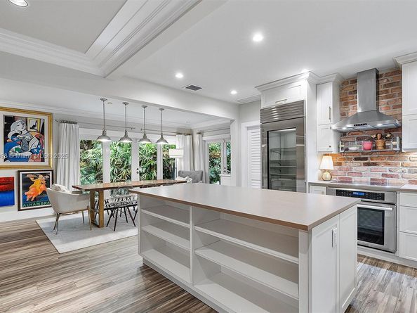 700 Vilabella Ave, Coral Gables FL 33146