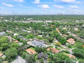 700 Vilabella Ave, Coral Gables FL 33146