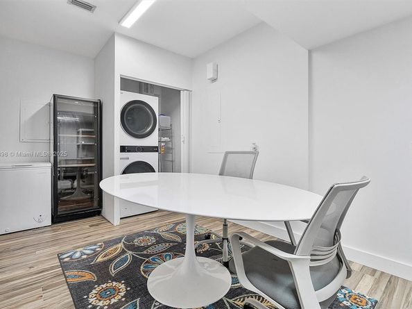 700 Vilabella Ave, Coral Gables FL 33146
