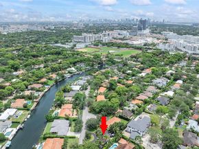 700 Vilabella Ave, Coral Gables FL 33146