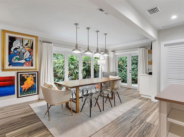 700 Vilabella Ave, Coral Gables FL 33146