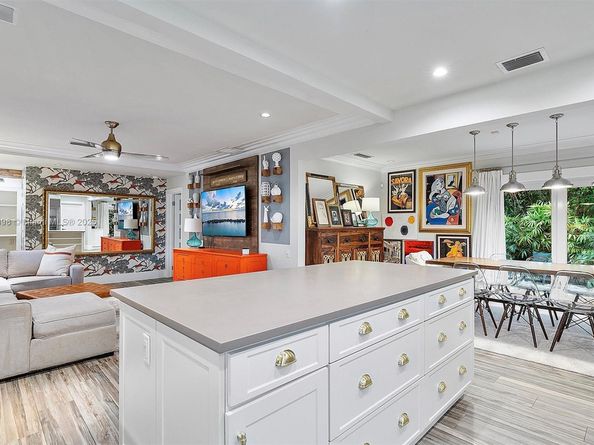 700 Vilabella Ave, Coral Gables FL 33146