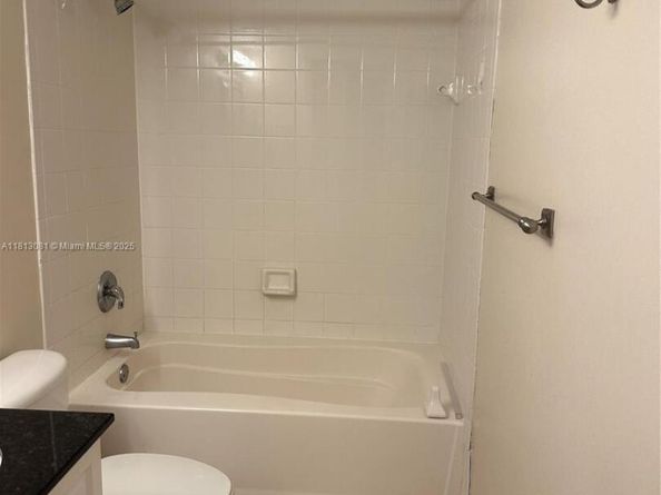 4828 N State Road 7 8107, Coconut Creek FL 33073