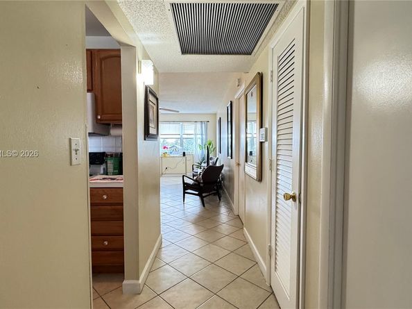 2200 Park Ln 311, Hollywood FL 33021