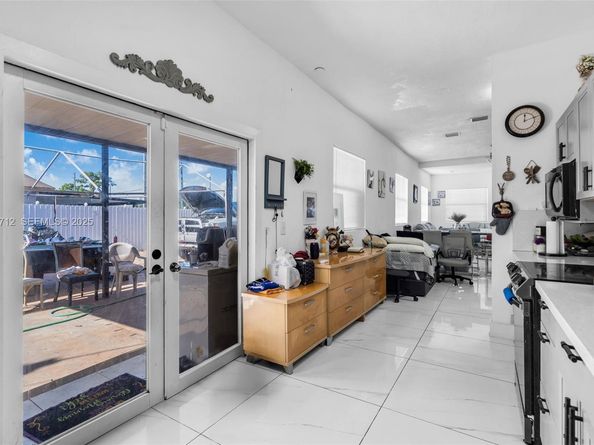 3166 NW 102nd St, Miami FL 33147