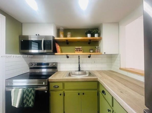 1101 Hillcrest Ct 306, Hollywood FL 33021