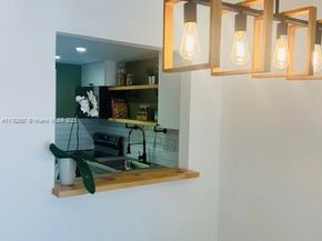 1101 Hillcrest Ct 306, Hollywood FL 33021
