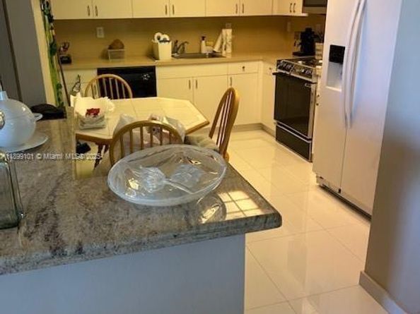 3530 N Mystic Pointe Dr 2307, Aventura FL 33180