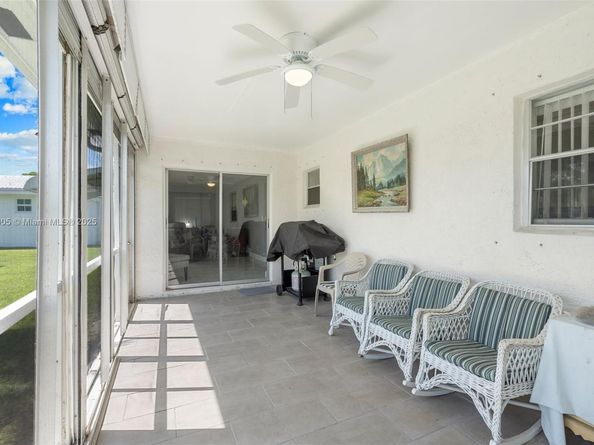1897 SW 20th Cir, Boynton Beach FL 33426