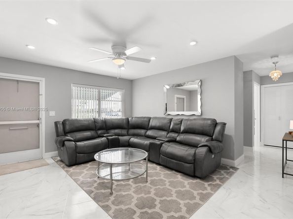 1897 SW 20th Cir, Boynton Beach FL 33426