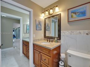 3187 Beechberry Cir, Davie FL 33328