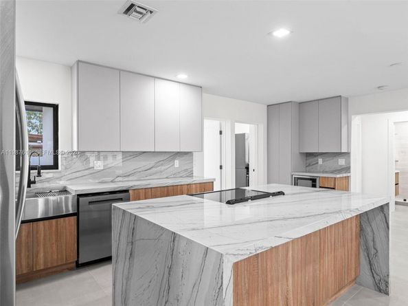 610 NE 164th Ter, North Miami Beach FL 33162
