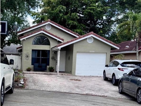 2370 NW 122nd Dr, Coral Springs FL 33065