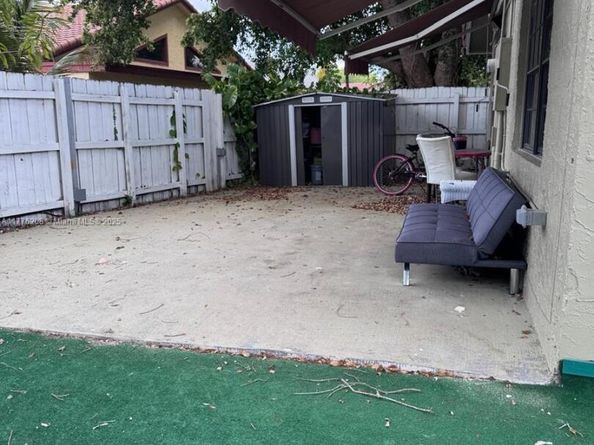 2370 NW 122nd Dr, Coral Springs FL 33065