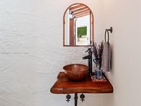 1234 S Greenway Dr, Coral Gables FL 33134