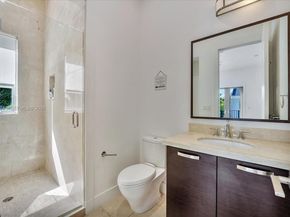 7440 SW 56th Ct, Miami FL 33143