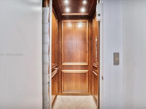 7440 SW 56th Ct, Miami FL 33143