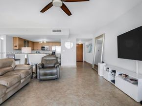 2001 N Ocean Blvd, Fort Lauderdale FL 33305