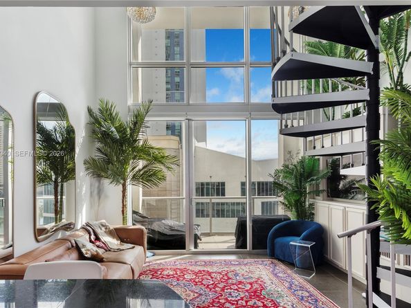 300 S Biscayne Blvd L626, Miami FL 33131