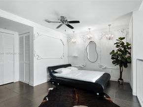 300 S Biscayne Blvd L626, Miami FL 33131