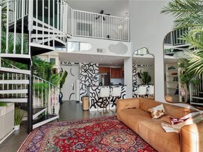 300 S Biscayne Blvd L626, Miami FL 33131