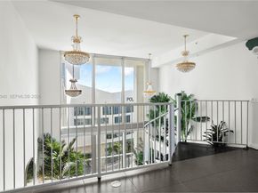 300 S Biscayne Blvd L626, Miami FL 33131