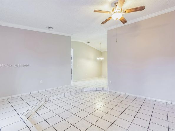 5370 SW 144th Ave, Miami FL 33175