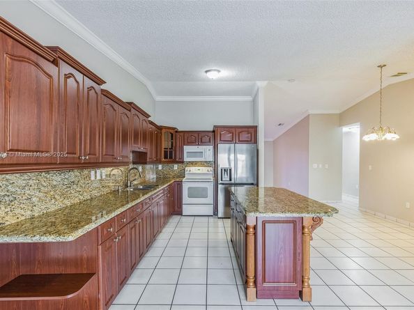 5370 SW 144th Ave, Miami FL 33175