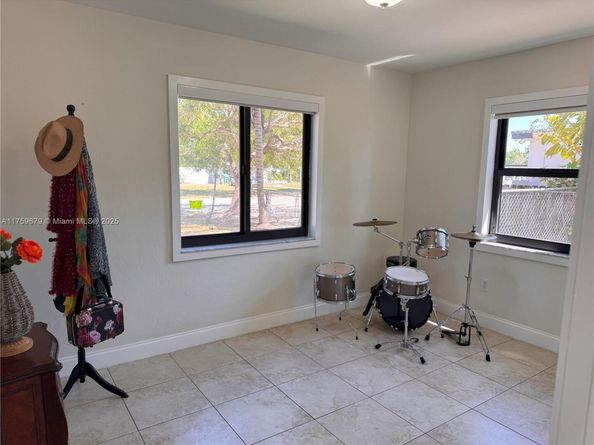 740 Superior St, Opa-Locka FL 33054