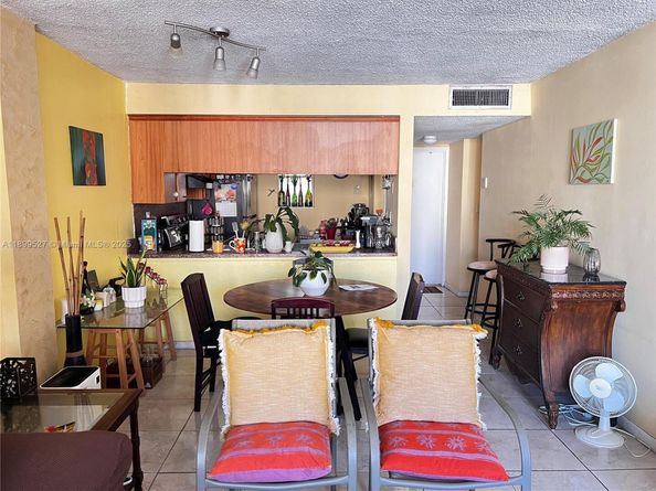 14175 SW 87th St C208, Miami FL 33183