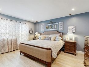 982 NW 133rd Ct, Miami FL 33182