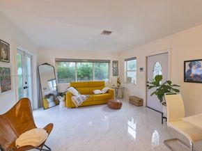 795 NE 146 St, North Miami FL 33161