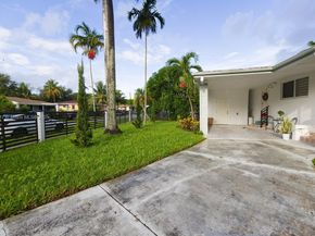 795 NE 146 St, North Miami FL 33161