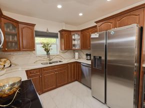 795 NE 146 St, North Miami FL 33161