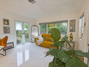 795 NE 146 St, North Miami FL 33161