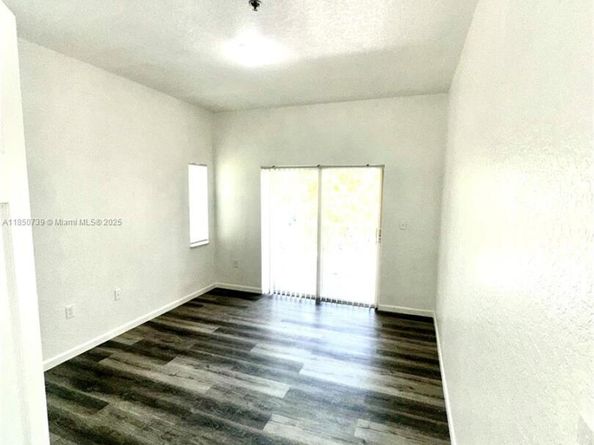 2901 Riverside Dr 304, Coral Springs FL 33065