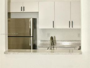 2901 Riverside Dr 304, Coral Springs FL 33065
