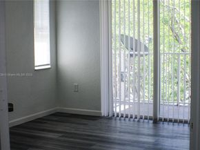 2901 Riverside Dr 304, Coral Springs FL 33065