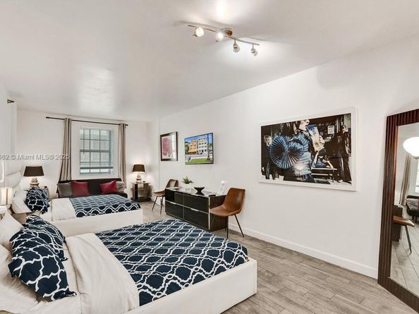 834 Ocean Dr 306, Miami Beach FL 33139