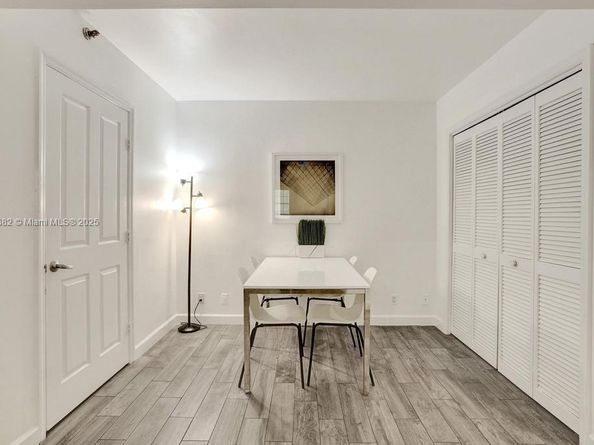 834 Ocean Dr 306, Miami Beach FL 33139