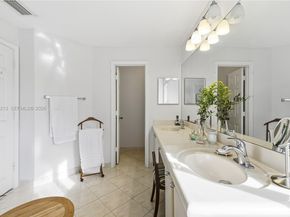 1844 Aspen Ln, Weston FL 33327