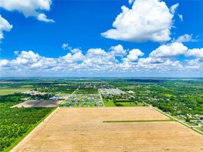 235 SW 16th Ter, Homestead FL 33030