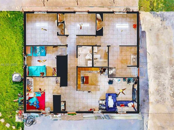 235 SW 16th Ter, Homestead FL 33030