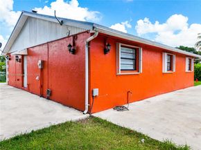 235 SW 16th Ter, Homestead FL 33030