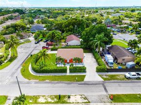 235 SW 16th Ter, Homestead FL 33030