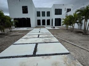 6190 SW 128th St, Pinecrest FL 33156