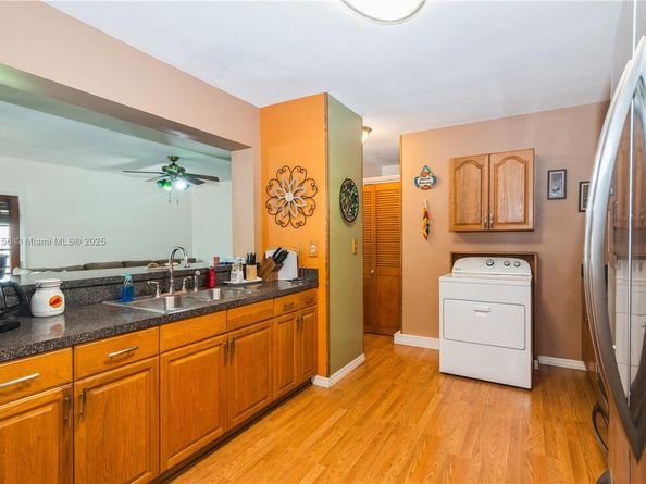 9540 Lisa Rd, Cutler Bay FL 33157