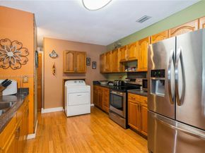 9540 Lisa Rd, Cutler Bay FL 33157