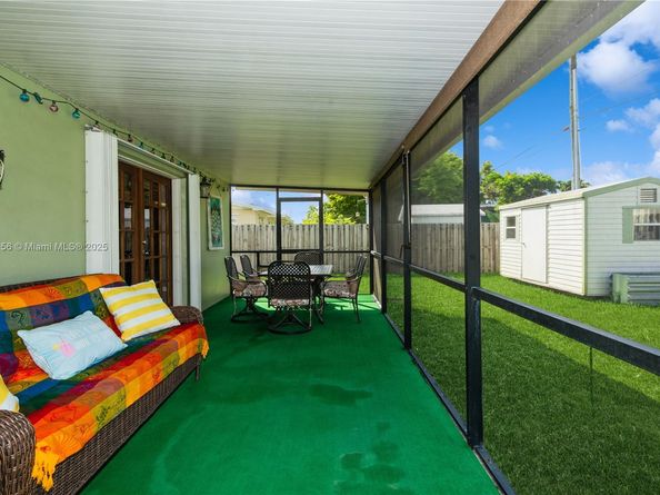 9540 Lisa Rd, Cutler Bay FL 33157