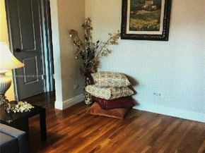 30 Almeria Ave 6, Coral Gables FL 33134